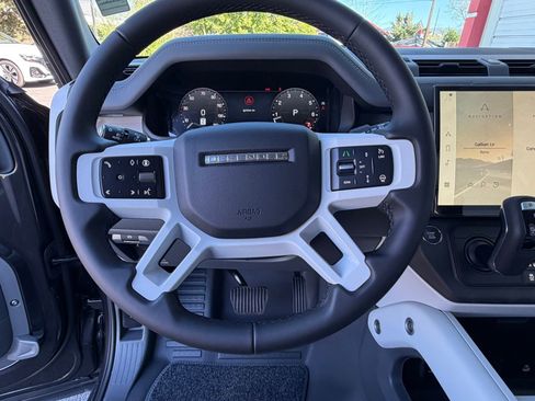 New 2026 Land Rover Defender 110 S AWD/4WD image 10