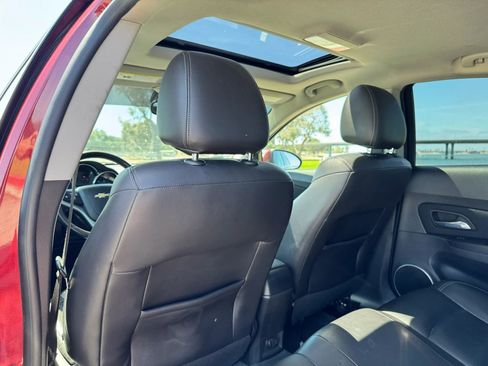 Used 2016 Chevrolet Cruze LTZ w/ Sun, Sound and Sport Package FWD image 32