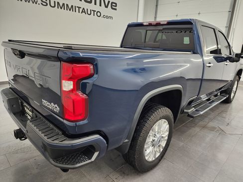 Used 2021 Chevrolet Silverado 2500 High Country w/ Z71 Off-Road Package image 4