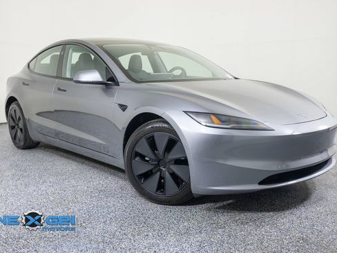 Used 2025 Tesla Model 3 Long Range AWD/4WD image 1