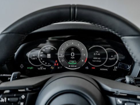 Certified 2025 Porsche 911 Targa 4 GTS image 18