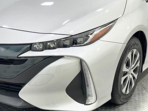 Used 2020 Toyota Prius Prime image 30