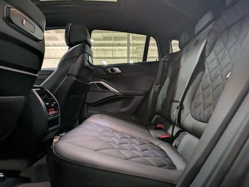 New 2026 BMW X6 M60i w/ Climate Comfort Package image 17