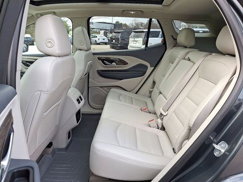 Used 2022 GMC Terrain Denali w/ Denali Premium Package image 20