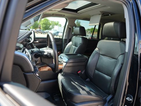 Used 2015 Chevrolet Tahoe LTZ AWD/4WD image 15