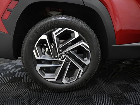 Used 2025 Hyundai Tucson Limited AWD/4WD image 40