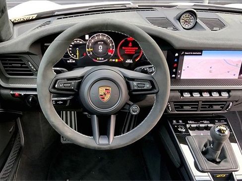 Used 2025 Porsche 911 GT3 image 22
