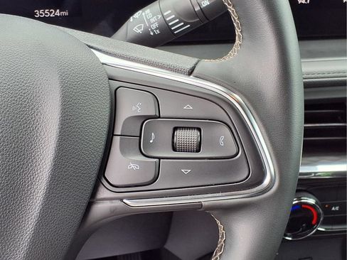 Used 2025 Buick Encore GX Preferred FWD image 17