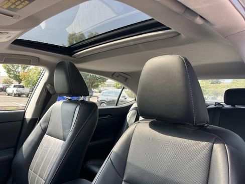 Used 2017 Lexus ES 350 w/ Luxury Package FWD image 33