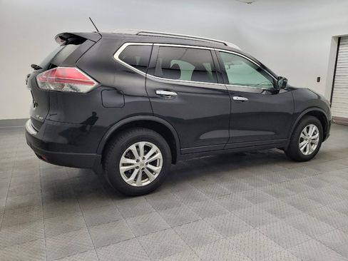 Used 2016 Nissan Rogue SV w/ SV Family Package image 10