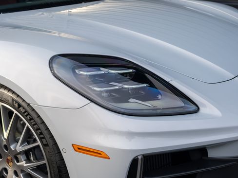 New 2026 Porsche Panamera 4 image 38
