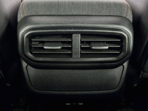Certified 2025 Honda Pilot Sport image 24