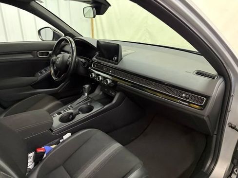 Used 2022 Honda Civic Sport image 22