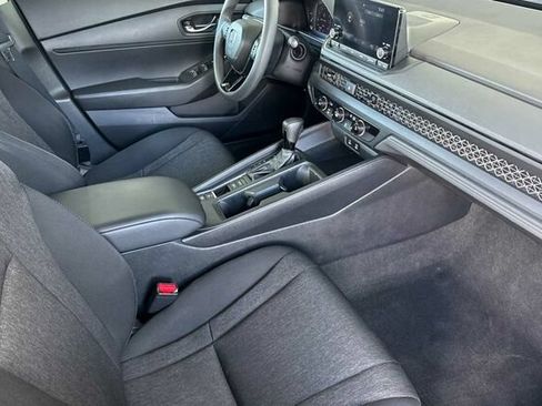Certified 2023 Honda Accord LX image 15