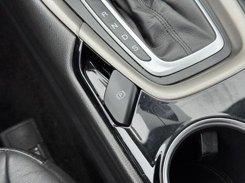 Used 2013 Ford Fusion SE image 15