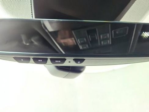 Used 2023 Volkswagen Tiguan SE R-Line image 54