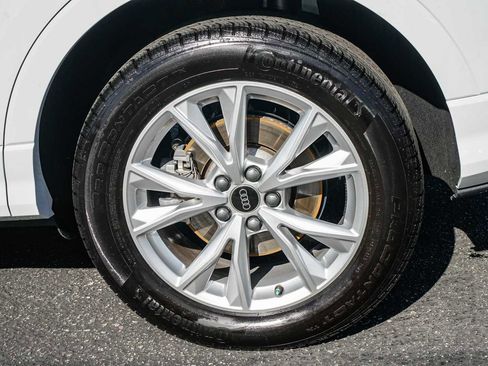 Used 2025 Audi Q3 2.0T Premium w/ Convenience Package image 10