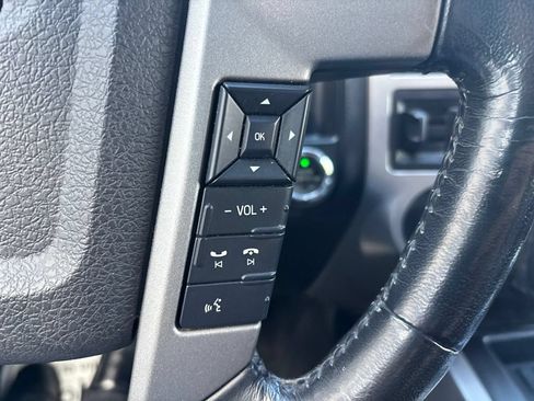 Used 2017 Ford Expedition Max Limited AWD/4WD image 23