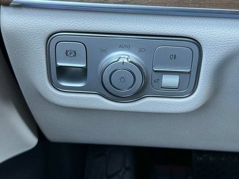 Certified 2026 Mercedes-Benz GLE 350 4MATIC image 34