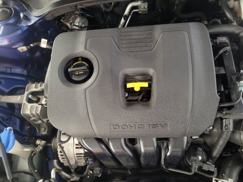 Used 2019 Kia Forte LXS image 30