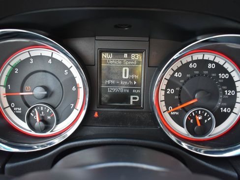 Used 2013 Dodge Durango R/T w/ Leather Interior Group RWD image 17