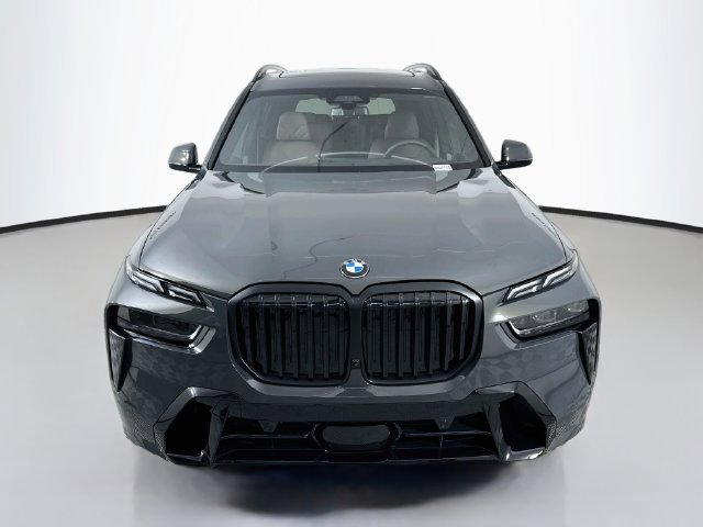 New 2027 BMW X7 xDrive40i w/ M Sport Package AWD/4WD image 2