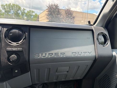 Used 2014 Ford F350 XL w/ Snow Plow Prep Package AWD/4WD image 23