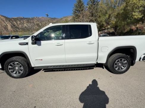 Used 2024 GMC Sierra 1500 AT4 w/ Technology Package AWD/4WD image 5