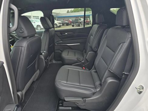 New 2026 Chevrolet Traverse LT w/ Driver Confidence Package FWD image 9