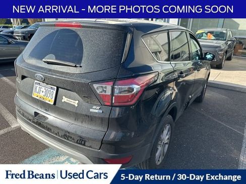 Used 2017 Ford Escape SE AWD/4WD image 12