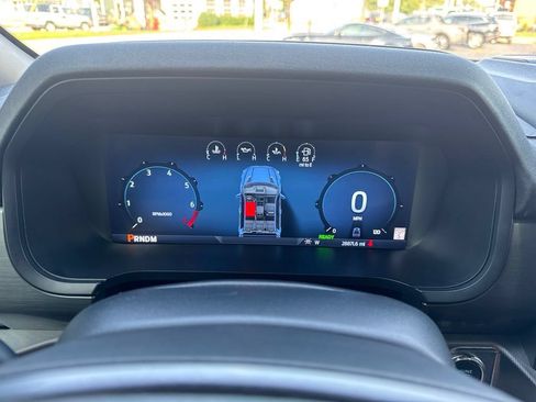 Used 2025 Ford F150 Lariat w/ Equipment Group 501A Mid AWD/4WD image 17