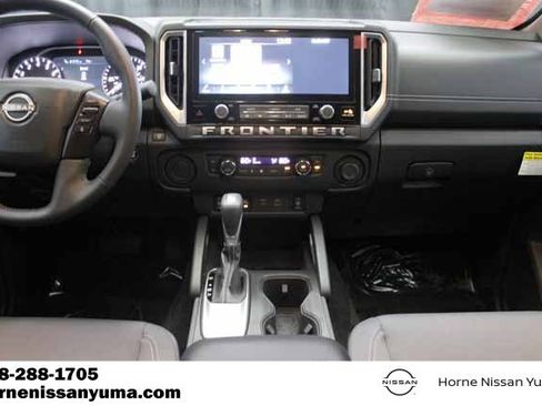 Certified 2025 Nissan Frontier SV w/ SV Convenience Package image 13