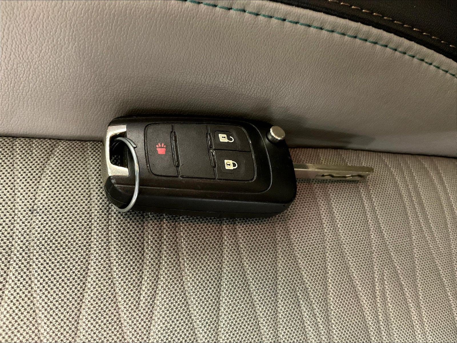 Used 2016 Buick Encore FWD image 33