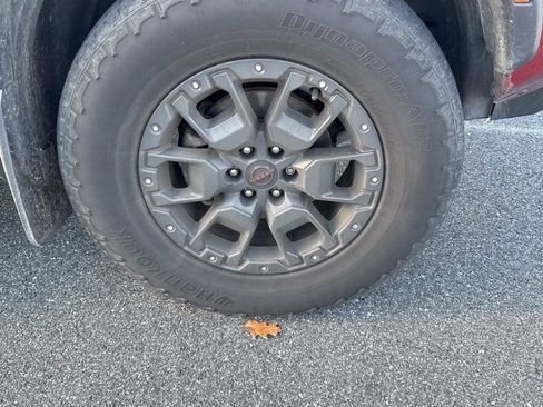 Used 2023 Nissan Frontier PRO-4X w/ Pro-4X Premium Package image 12