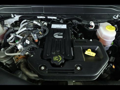 Used 2025 RAM 2500 Laramie w/ Night Edition image 22