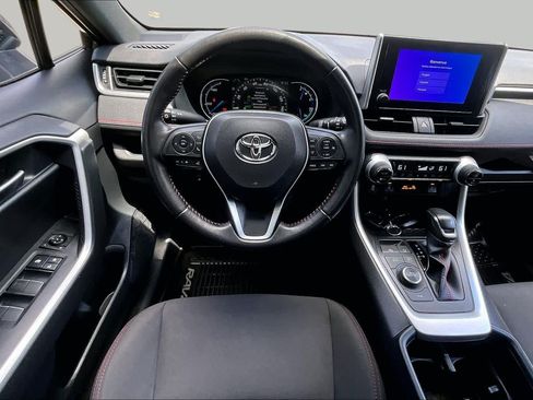 Used 2023 Toyota RAV4 SE AWD/4WD image 6