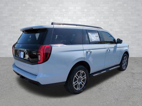 New 2026 Ford Expedition Active RWD image 4