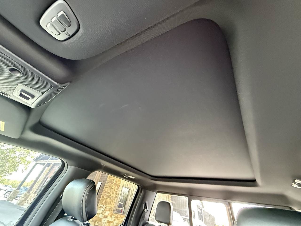 Used 2019 Ford F150 Platinum w/ Equipment Group 701A Luxury AWD/4WD image 37