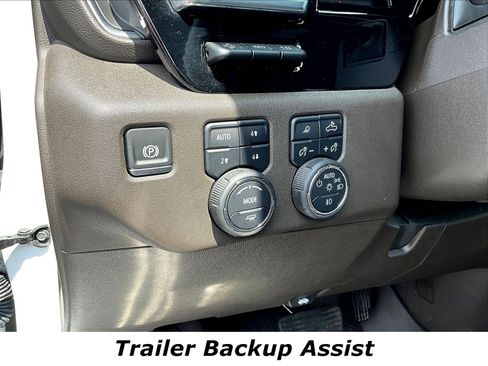 Used 2024 Chevrolet Silverado 2500 LTZ w/ LTZ Plus Package AWD/4WD image 39