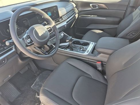 New 2026 Kia Carnival SX FWD image 10