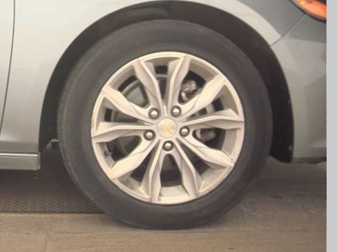 Used 2024 Chevrolet Malibu LT FWD image 19