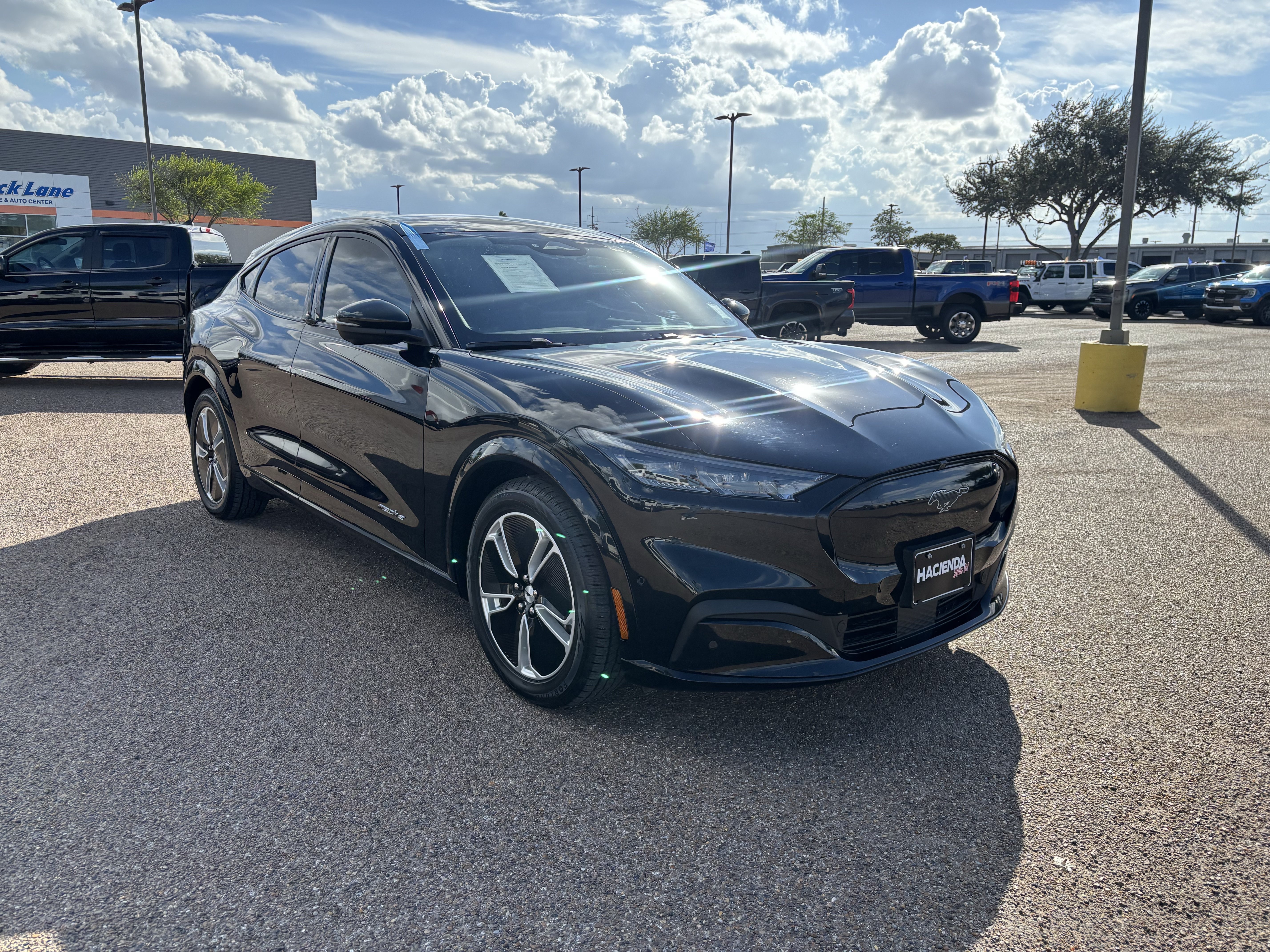 Used 2023 Ford Mustang Mach-E Premium RWD image 4