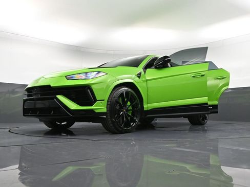 Used 2024 Lamborghini Urus S image 44