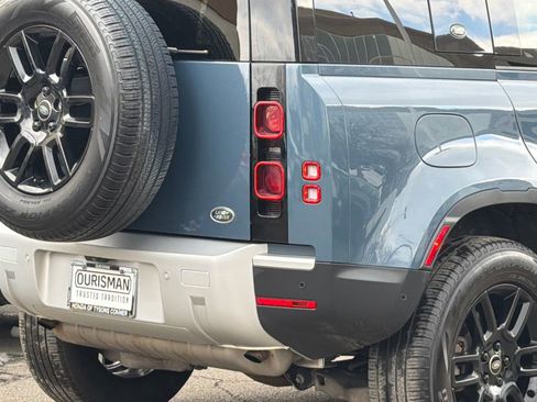 Used 2023 Land Rover Defender 110 S image 7