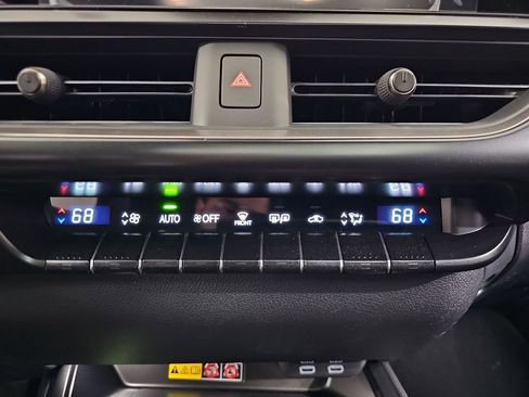 New 2026 Lexus UX 300h AWD image 24