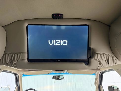 Used 2011 GMC Savana 2500 Extended image 19