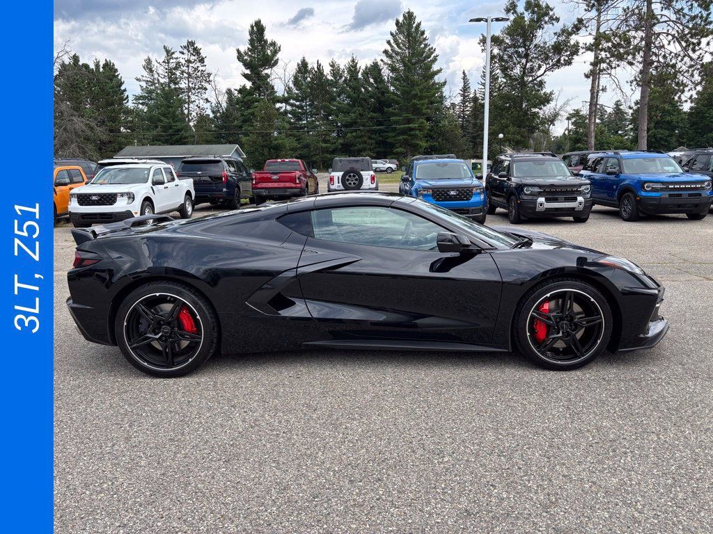 Used 2023 Chevrolet Corvette Stingray Premium Cpe w/ Z51 Performance Package RWD image 2