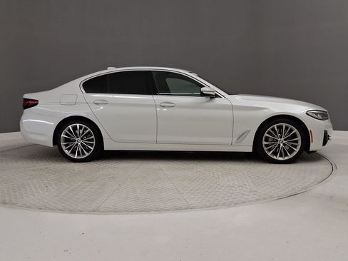Certified 2023 BMW 530i w/ Premium Package RWD image 6