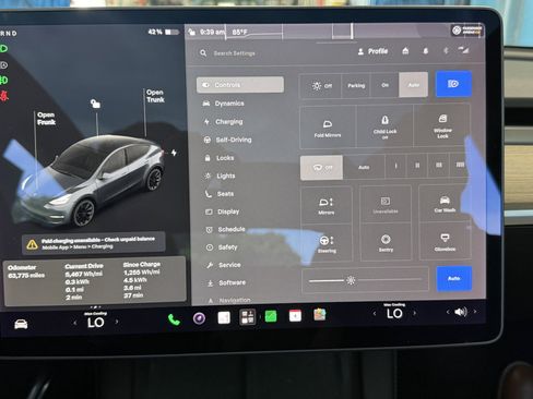 Used 2021 Tesla Model Y Long Range AWD/4WD image 10