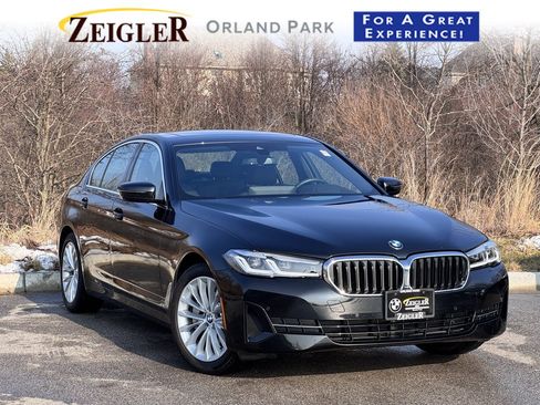 Certified 2022 BMW 530i xDrive 530i xDrive w/ Premium Package image 1